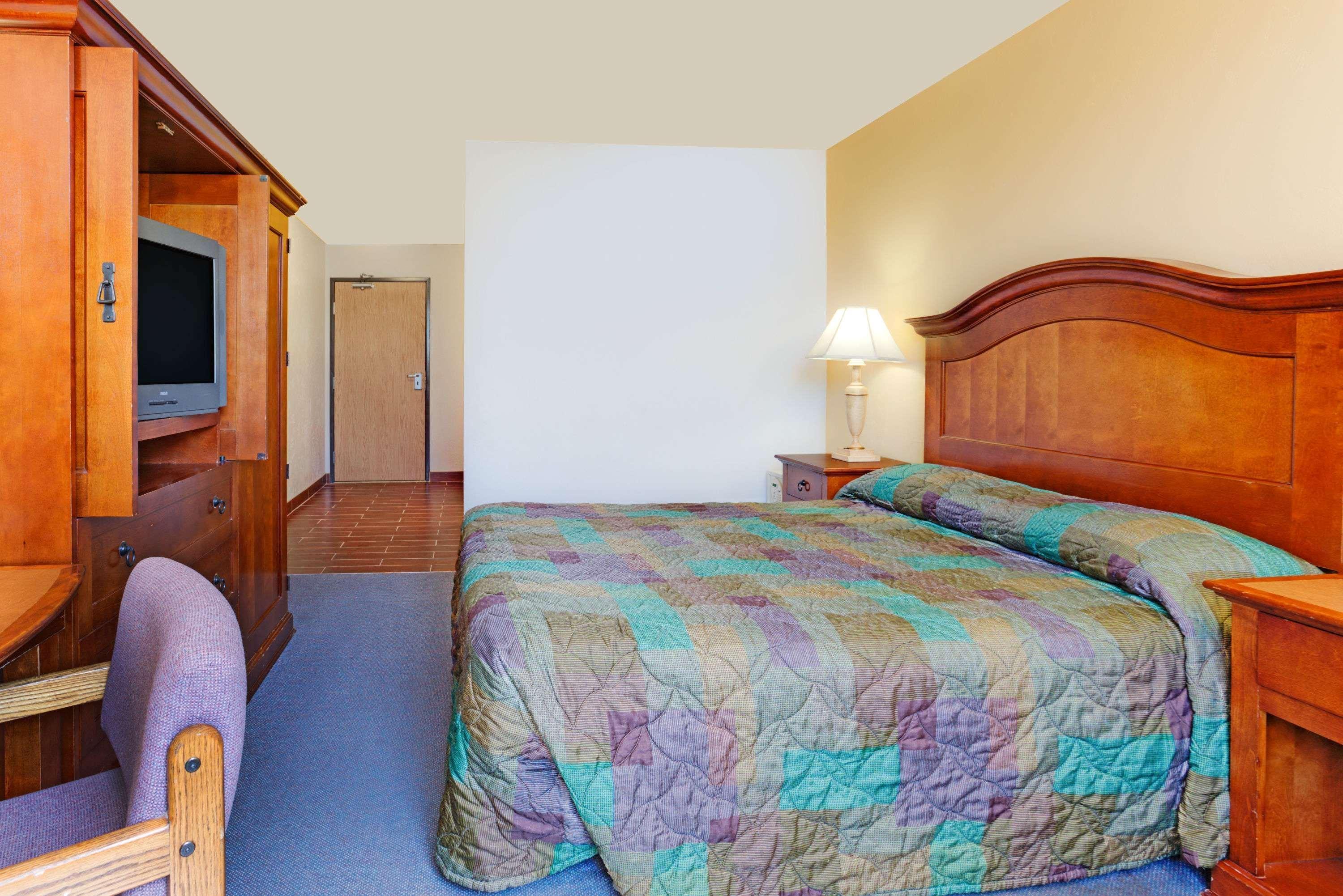 Super 8 By Wyndham Klamath Falls Buitenkant foto