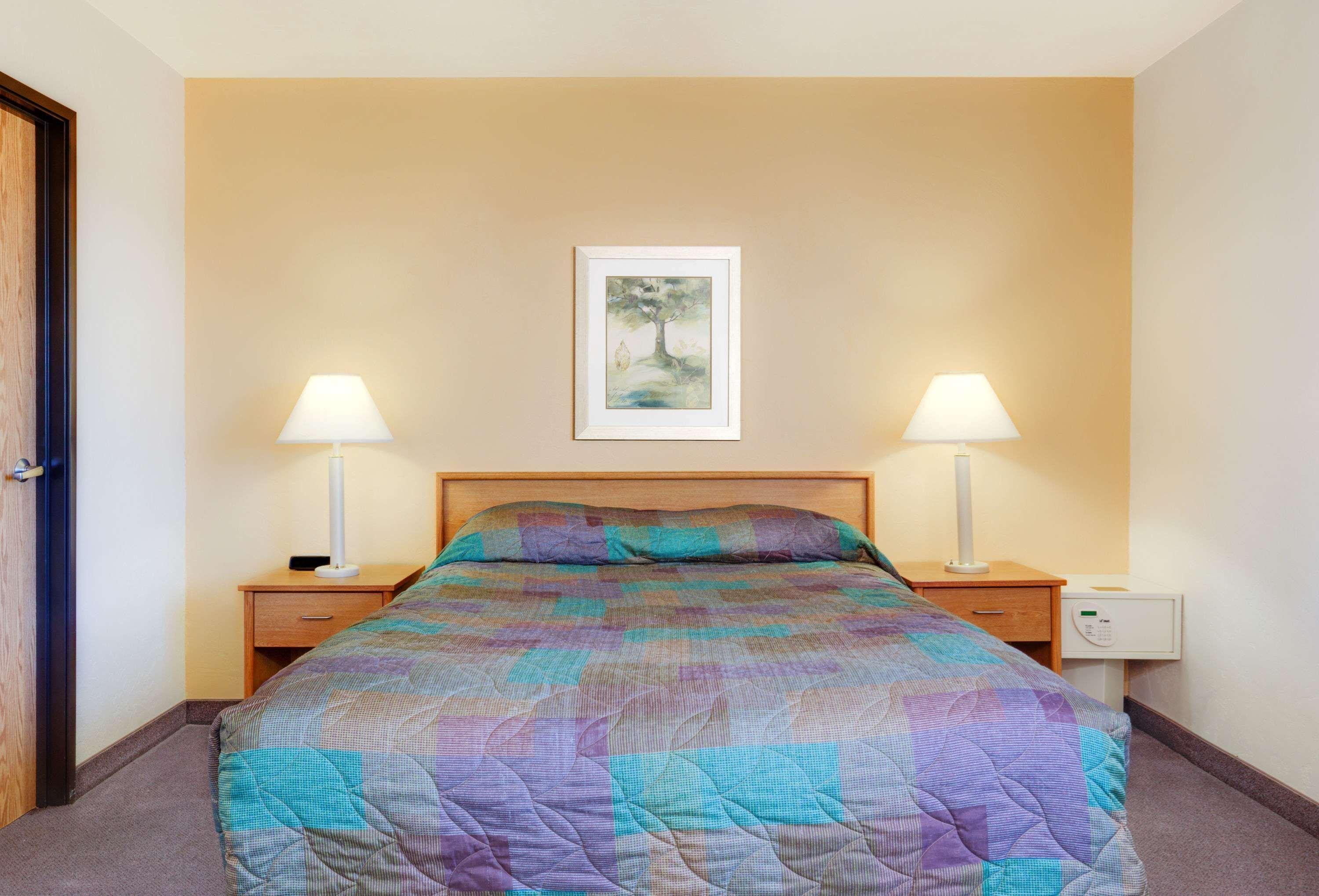 Super 8 By Wyndham Klamath Falls Buitenkant foto